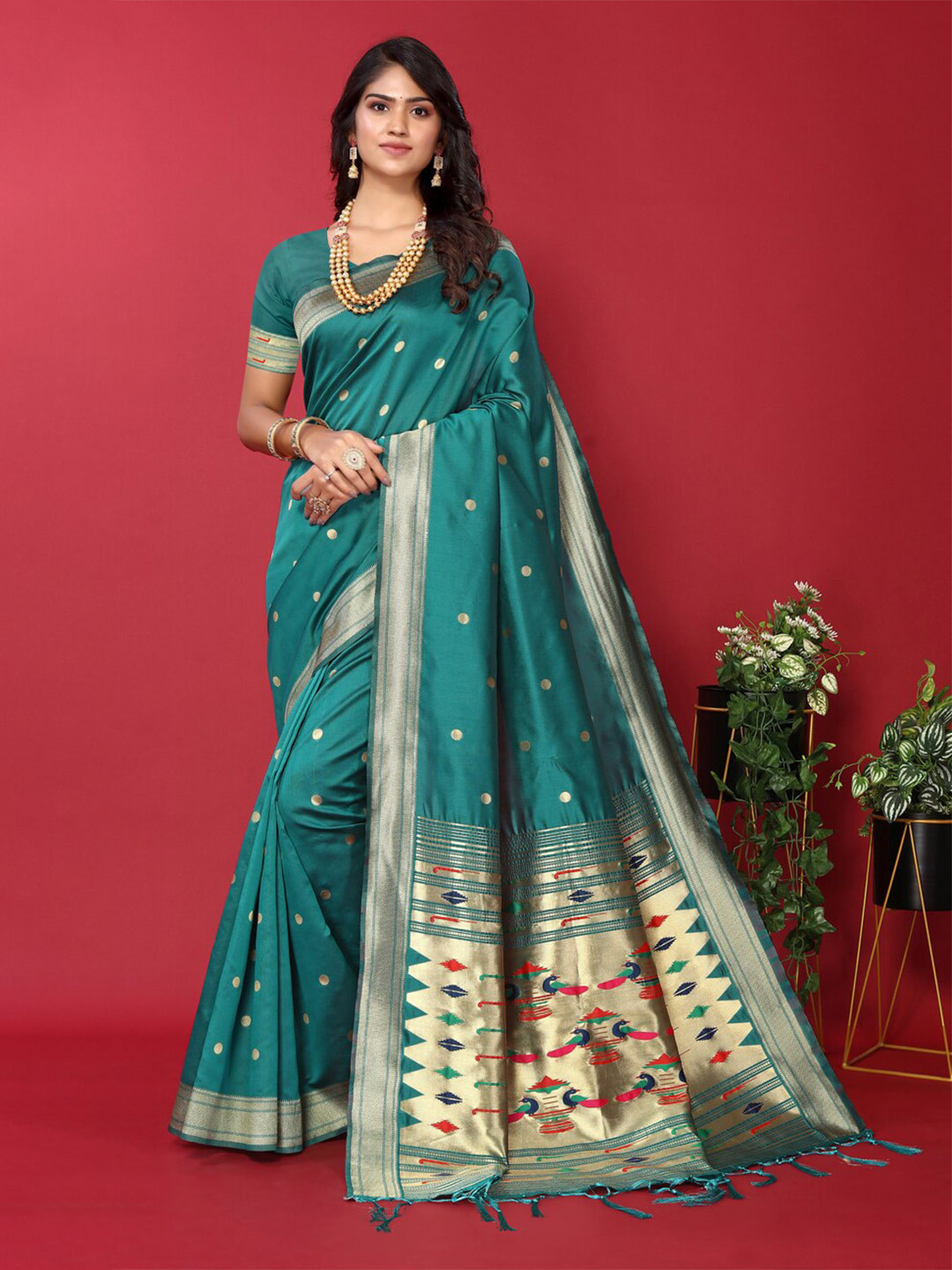

DIVASTRI Geometric Woven Design Zari Paithani Saree, Blue