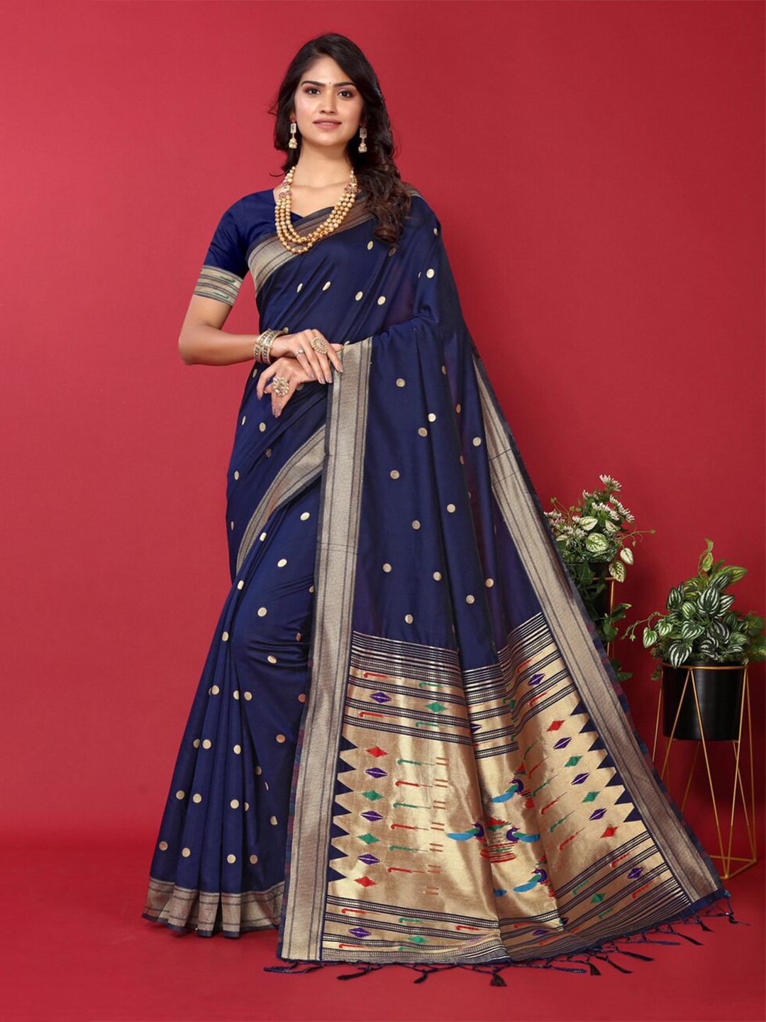 

DIVASTRI Geometric Woven Design Zari Paithani Saree, Navy blue