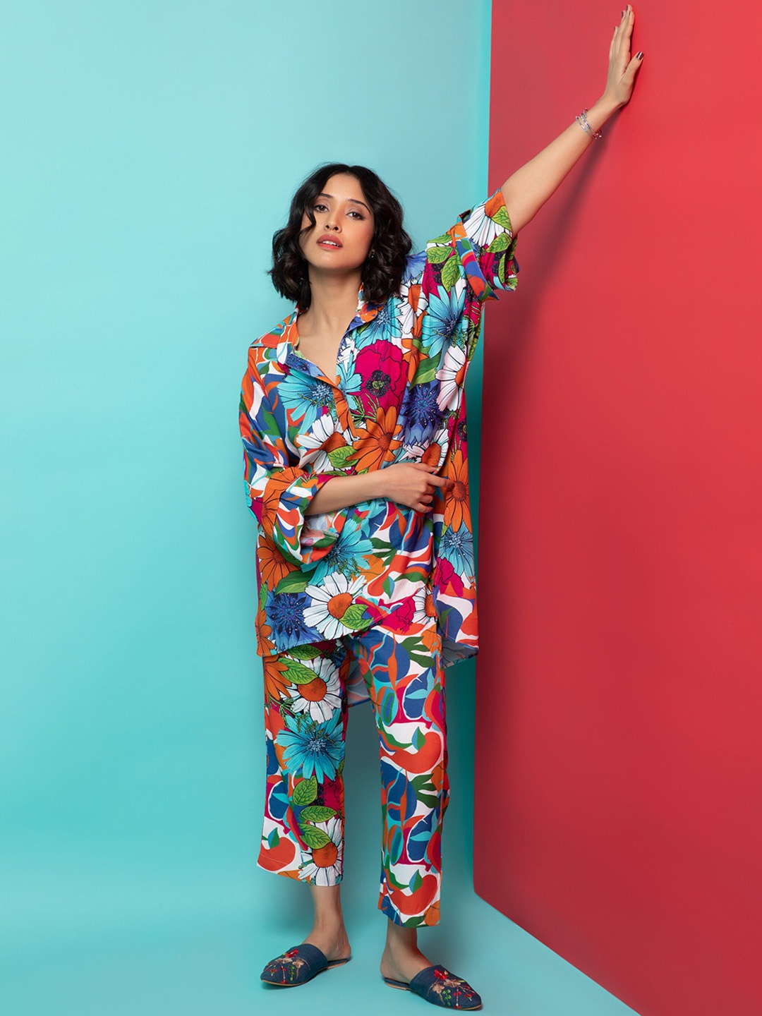 

Rhe-Ana Floral Printed Top & Trousers Co-Ord Set, Blue