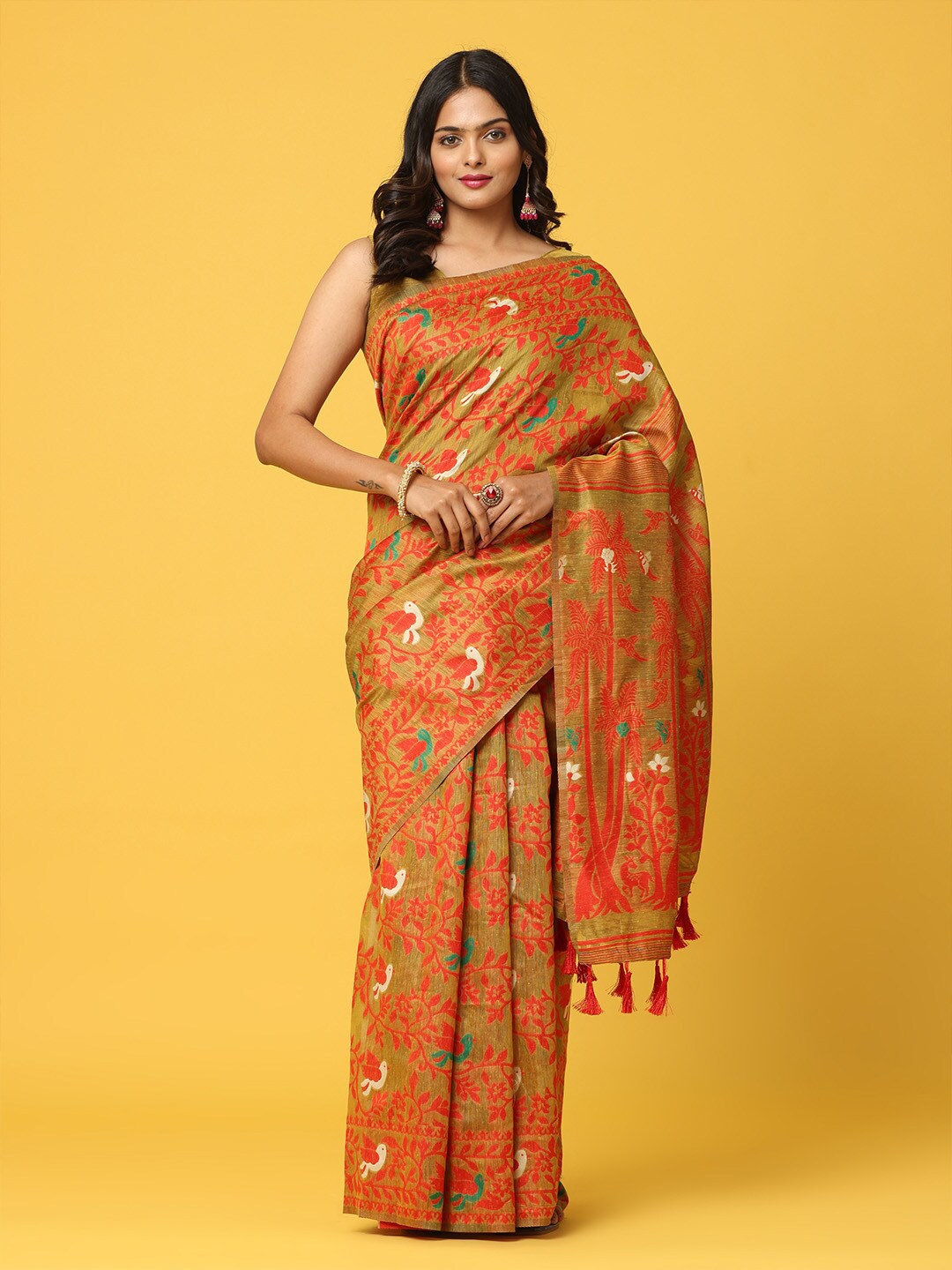 

VASTRANAND Floral Woven Design Zari Jamdani Saree, Yellow