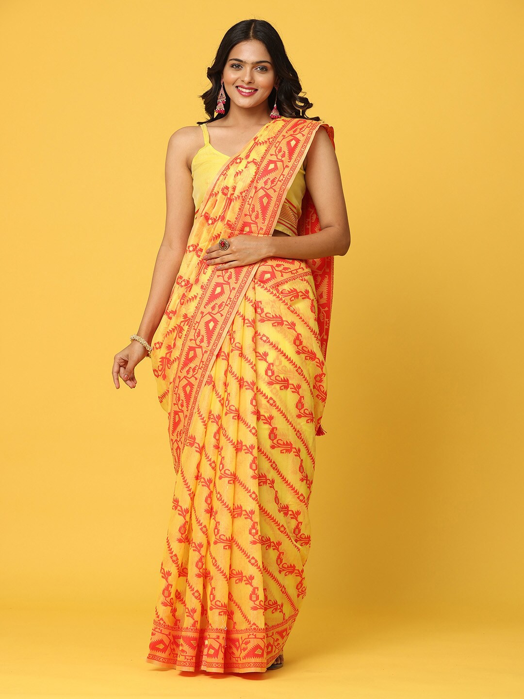

VASTRANAND Floral Woven Design Jamdani Saree, Yellow