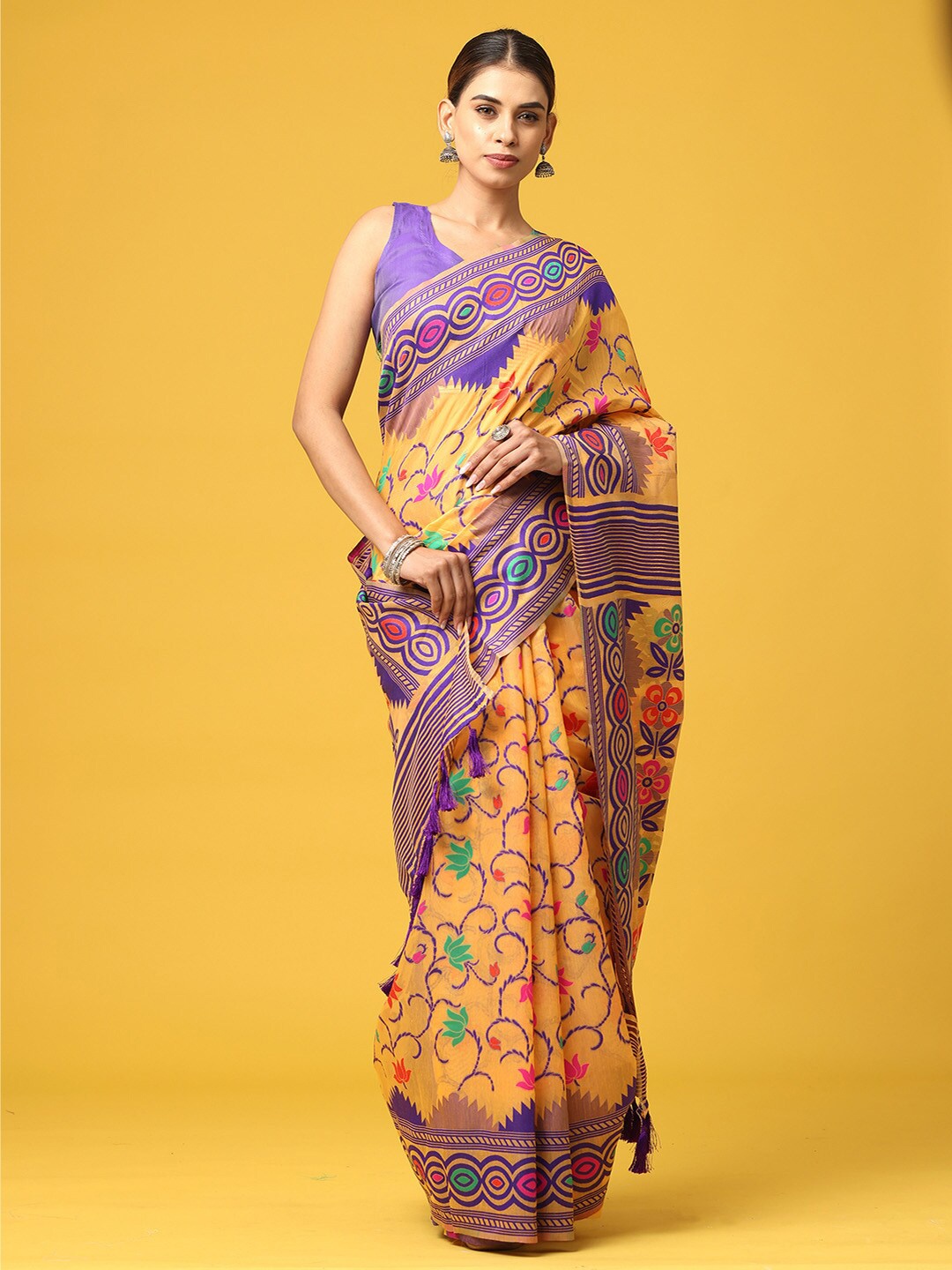 

VASTRANAND Floral Woven Design Jamdani Saree, Yellow