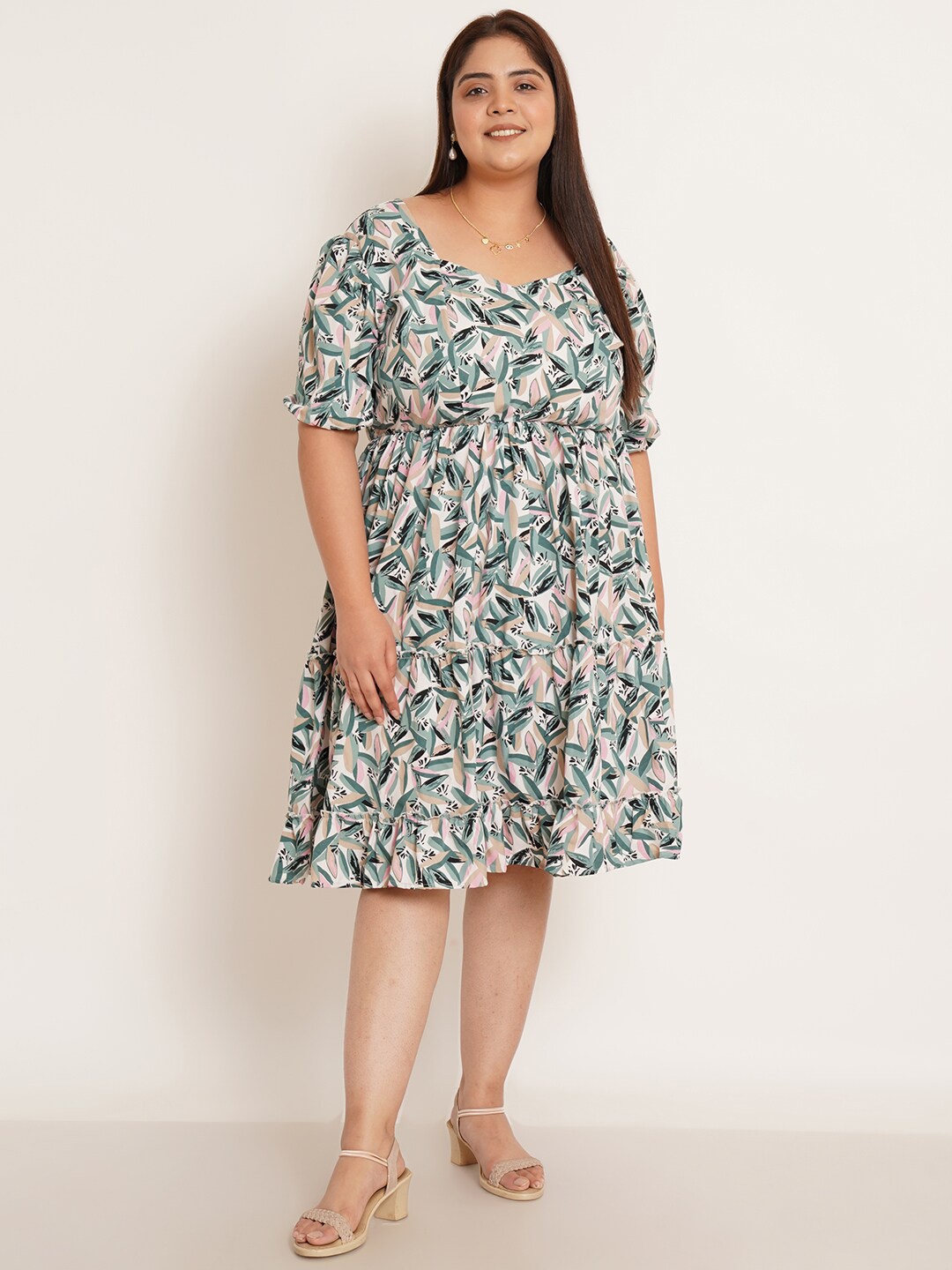 

U&F Beyond Plus Size Floral Printed Sweetheart Neck Fit & Flare Dress, White