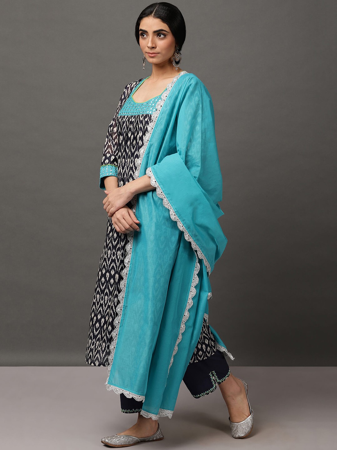 

NUHH Ethnic Motifs Printed Regular Chanderi Cotton Kurta & Trousers With Dupatta, Navy blue