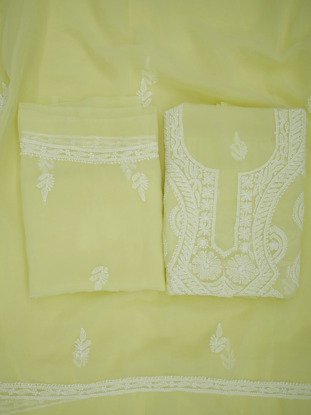 

PARAMOUNT CHIKAN Chikankari Embroidered Unstitched Dress Material, Cream