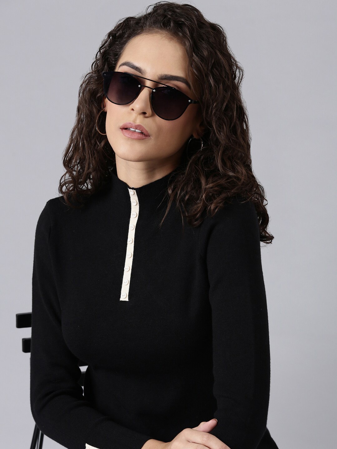 

SHOWOFF High Neck Rbbed Fitted Top, Black