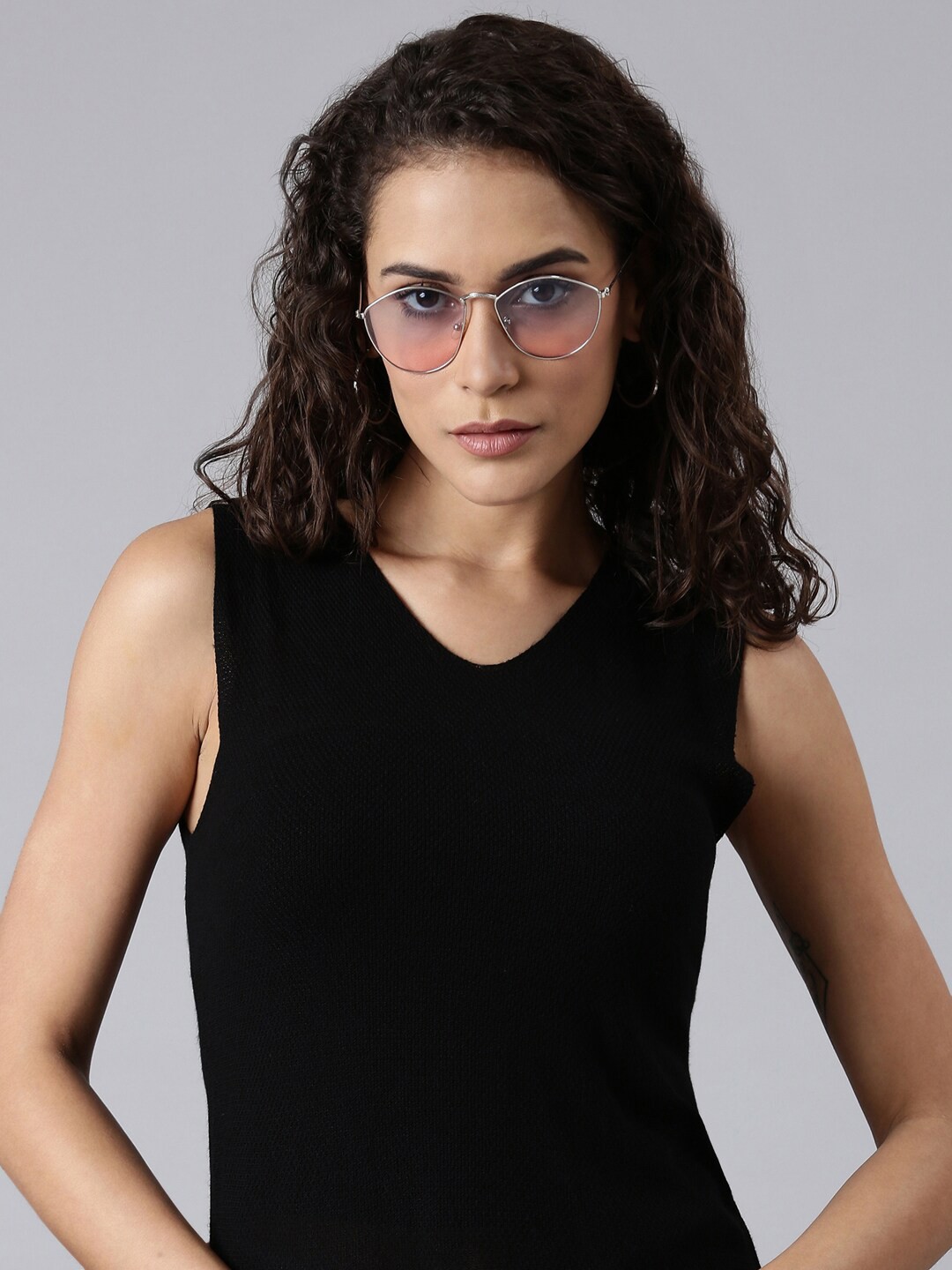 

SHOWOFF V-Neck Sleeveless Regular Top, Black