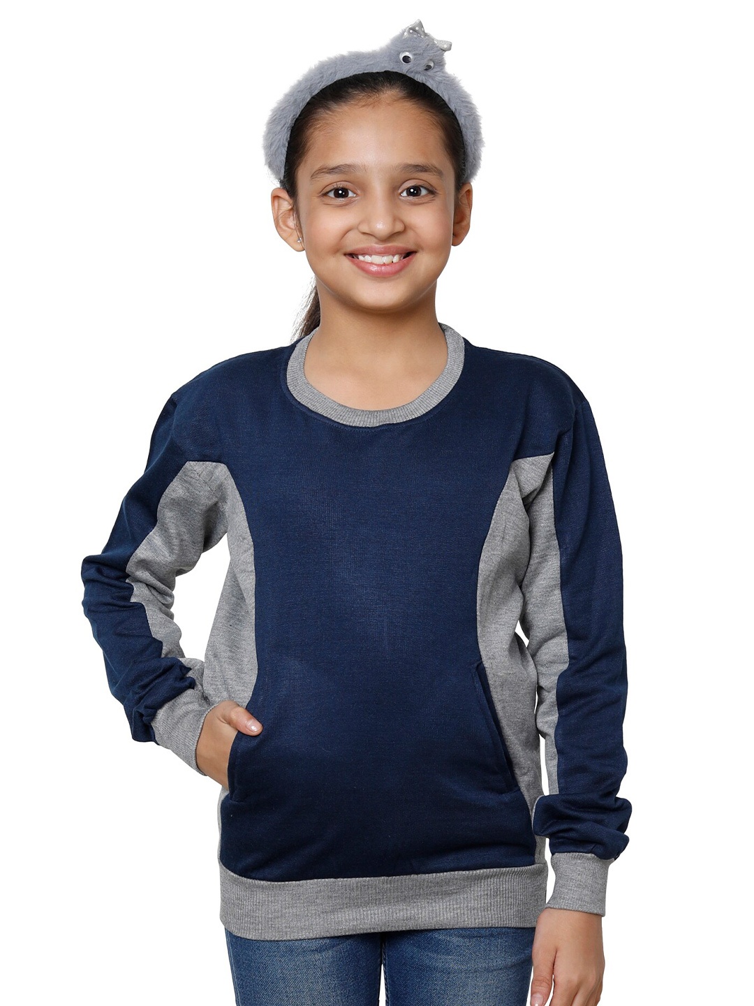 

IndiWeaves Girls Colourblocked Fleece Pullover Sweatshirt, Navy blue