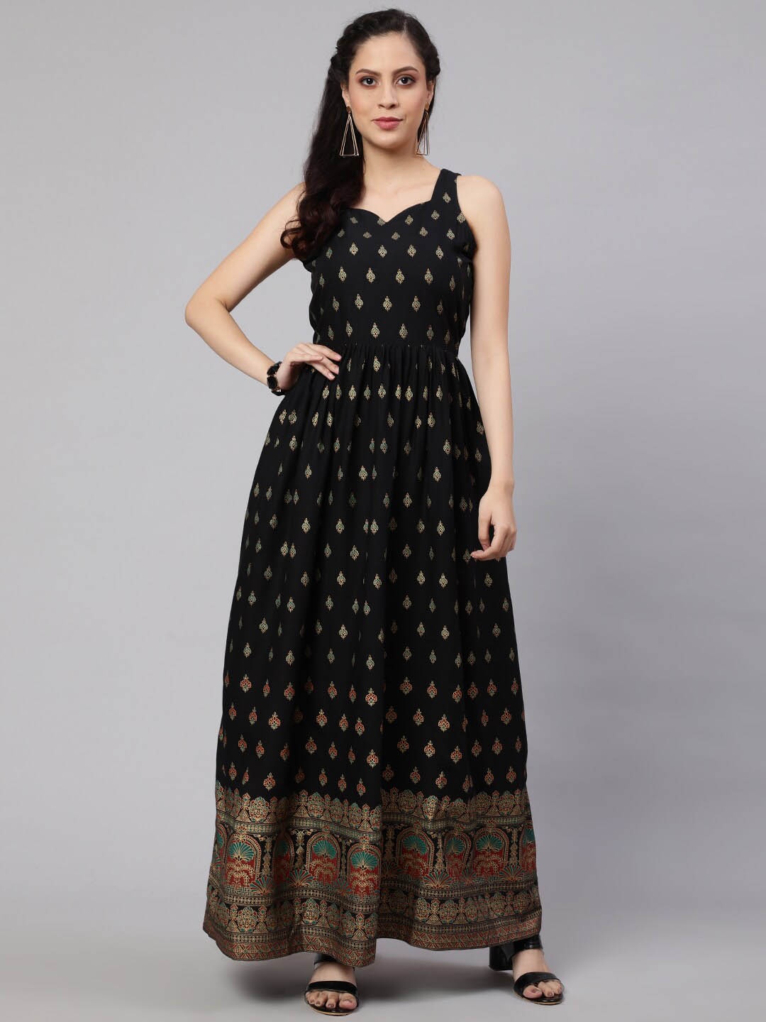 

Nayo Black Ethnic Motifs Printed Gathered or Pleated Fit & Flare Maxi Dress