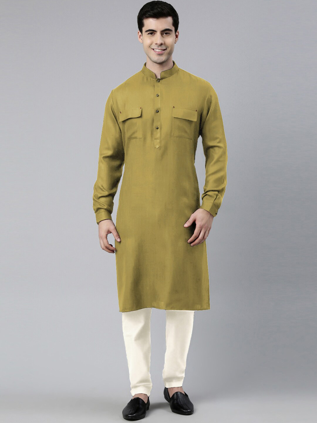 

TheEthnic.Co Mandarin Collar Pure Cotton Kurta With Pyjamas, Green