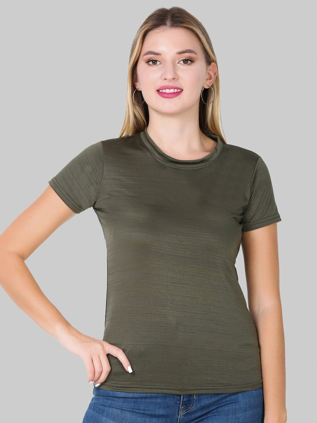 

Fasha Round Neck Regular Fit Sports T-shirt, Green