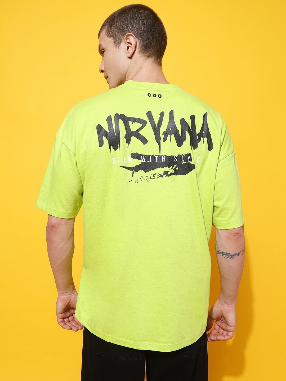 

Belliskey Typography Printed Drop Shouder Sleeves Oversized Cotton T-shirt, Green