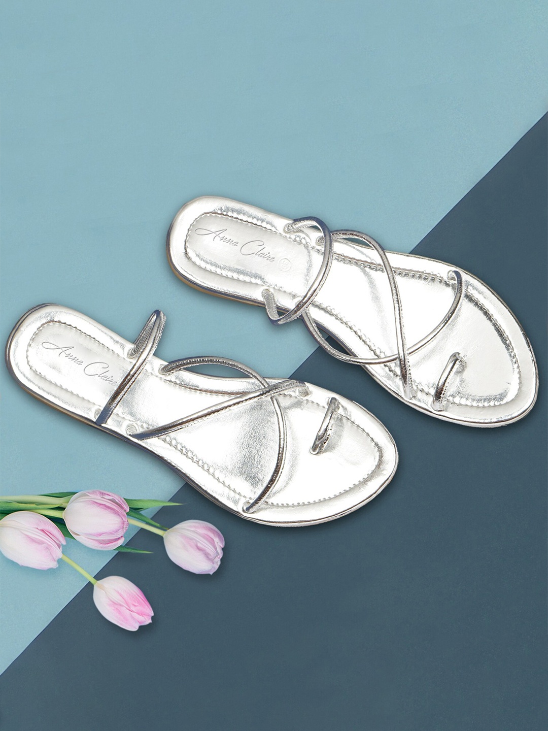 

Anna Claire Strappy One Toe Flats, Silver