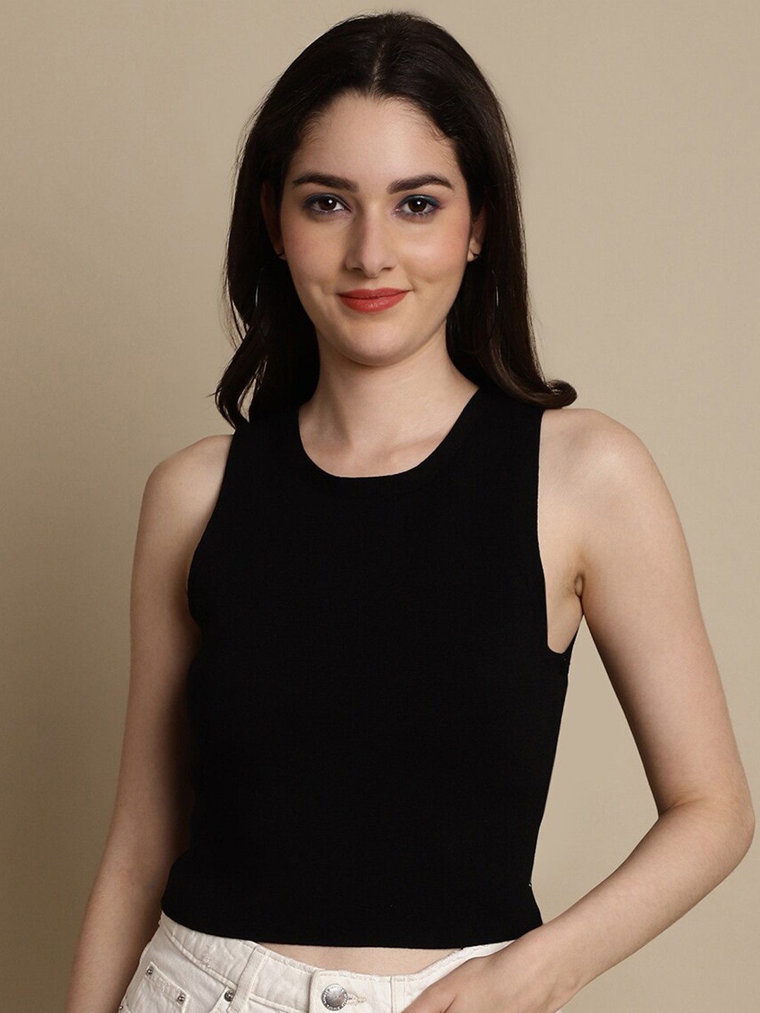 

NoBarr Round Neck Sleeveless Top, Black