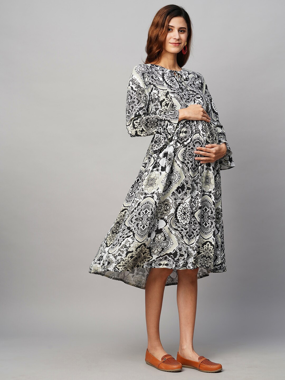 

MomToBe Ethnic Motifs Printed Maternity A-Line Midi Dress, Beige