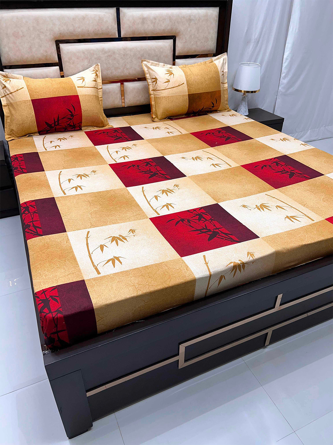 

Pure Decor Beige & Red Pure Cotton 350 TC King Bedsheet with 2 Pillow Covers