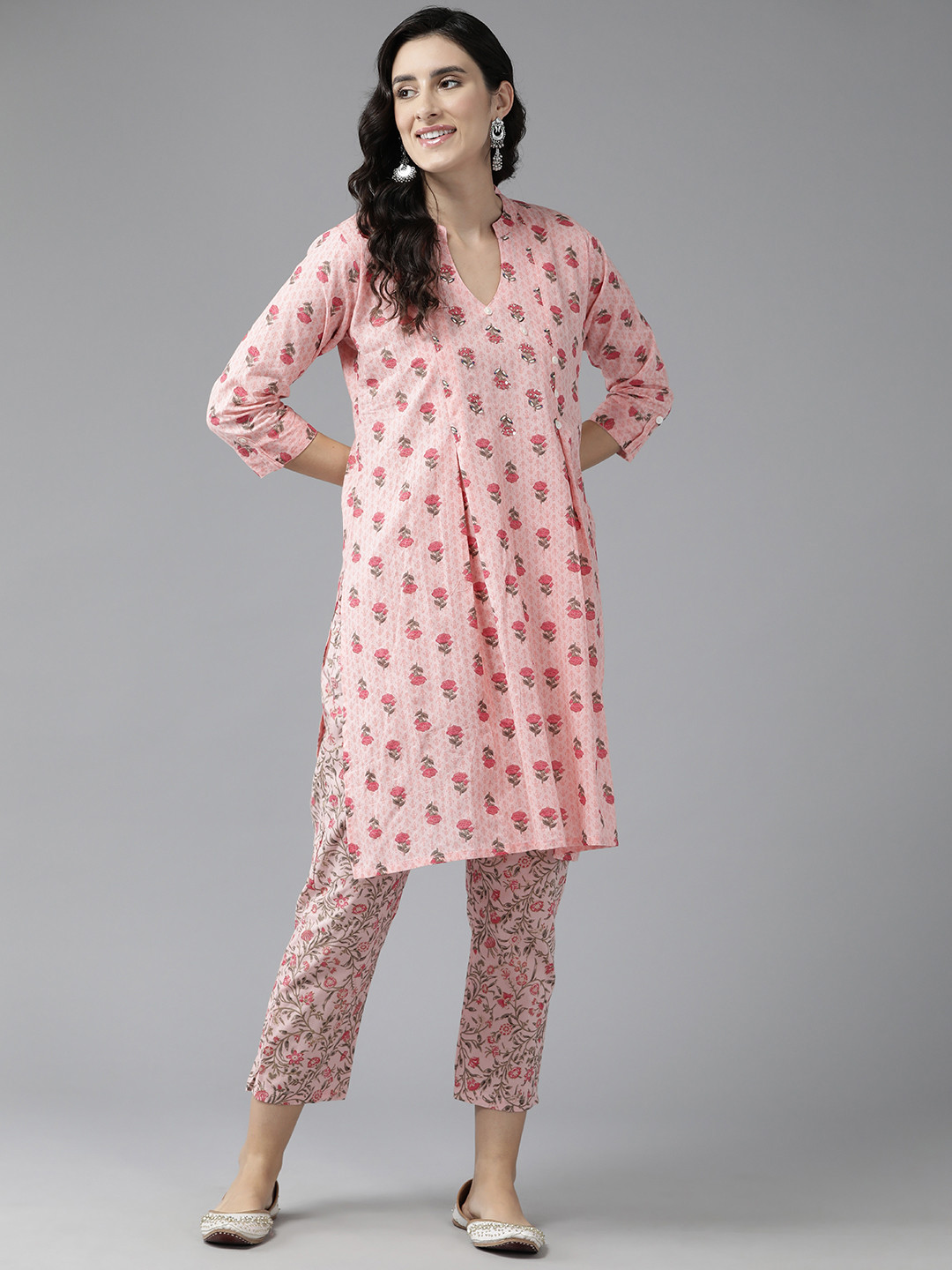 

Aarika Women Floral Printed Regular Pure Cotton Kurta with Palazzos, Pink