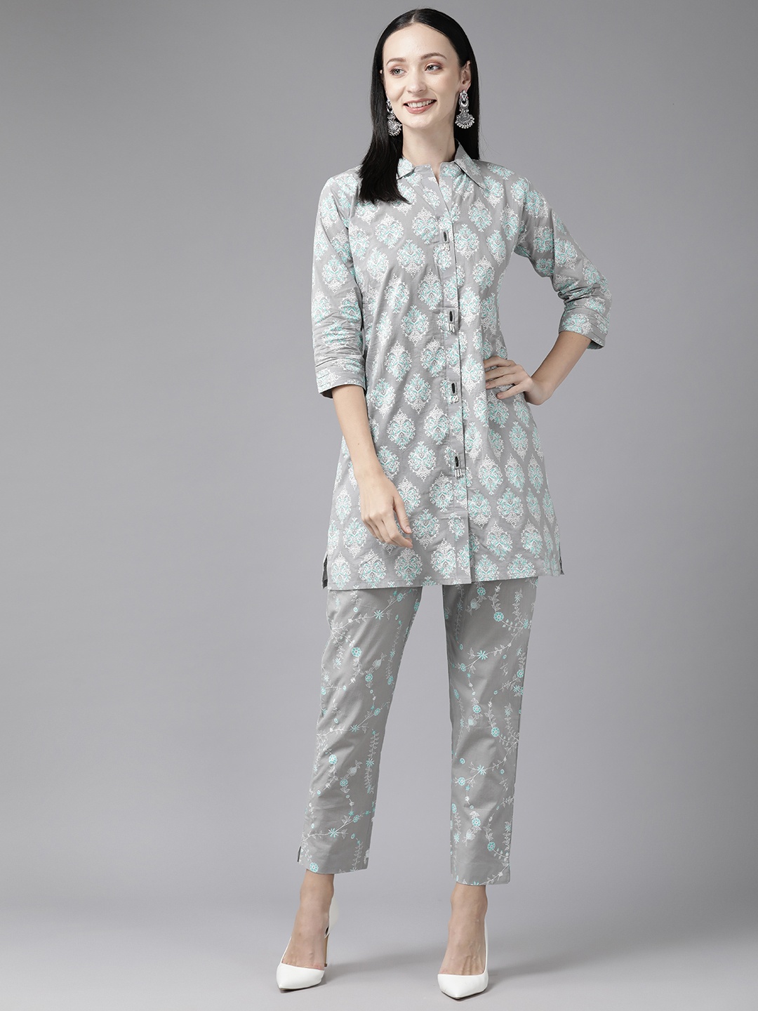 

Aarika Women Grey Ethnic Motifs Printed Regular Pure Cotton Kurta with Trousers