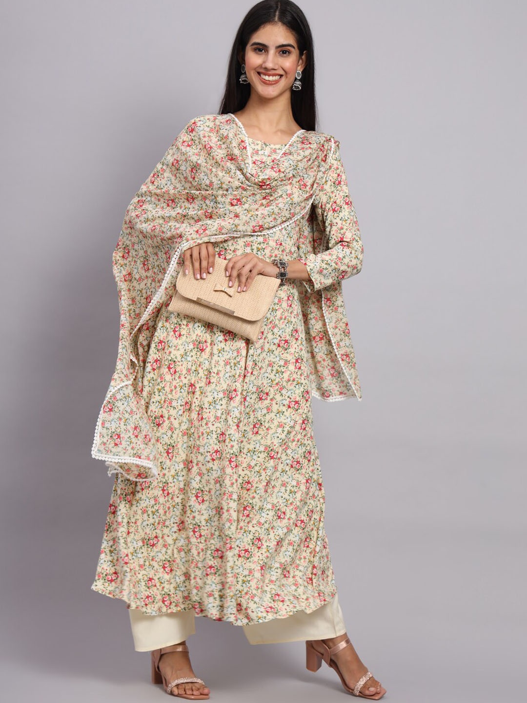 

Tissu Floral Printed Anarkali Kurta & Palazzos With Dupatta, Cream