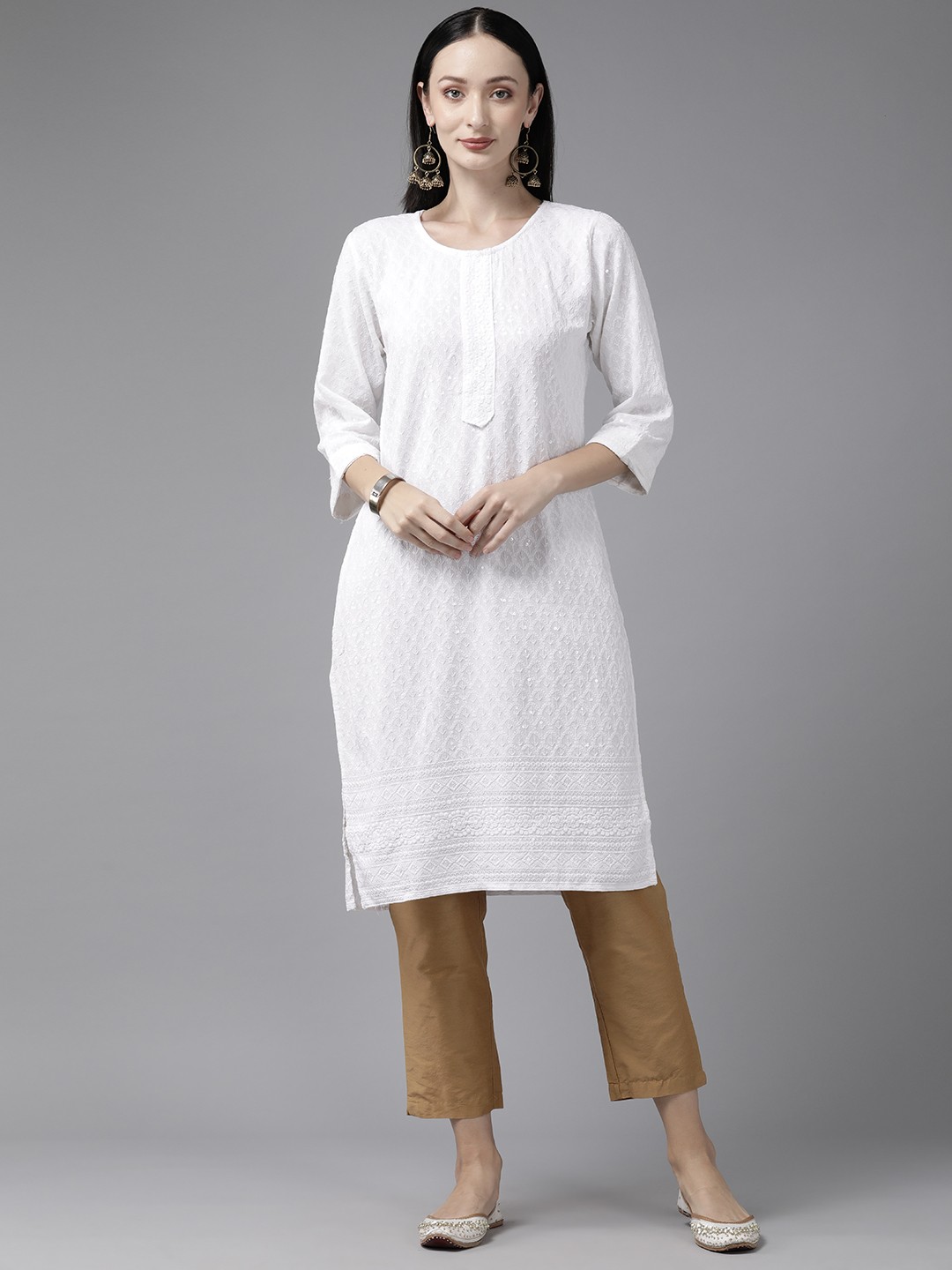 

Aarika Women White Floral Sequinned Kurta