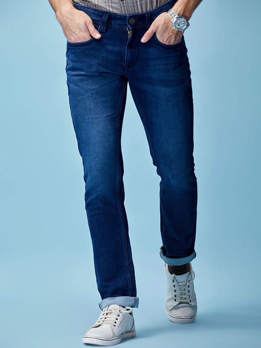 

MOZZO Men Lean Mid-Rise Slim Fit Light Fade Clean Look Jeans, Navy blue