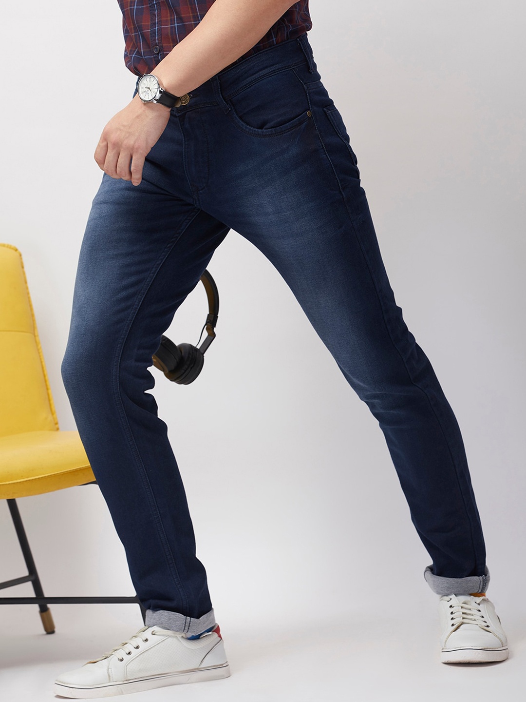 

MOZZO Men Lean Mid Rise Clean Look Slim Fit Jeans, Navy blue