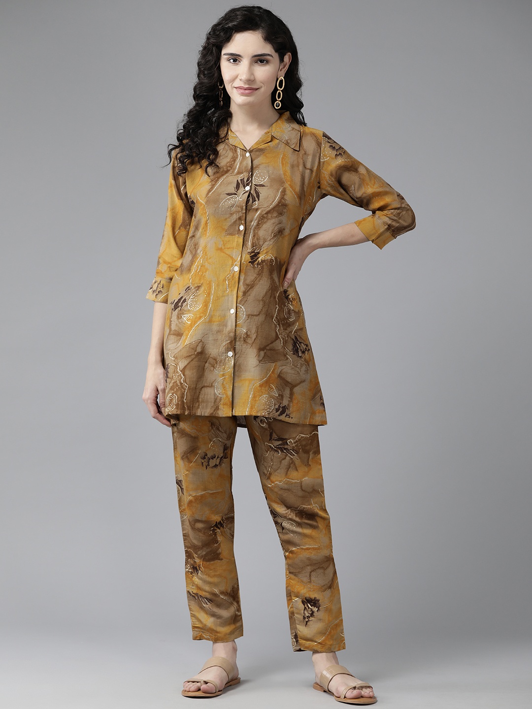

Aarika Women Floral Printed Regular Pure Cotton Kurta with Trousers, Mustard