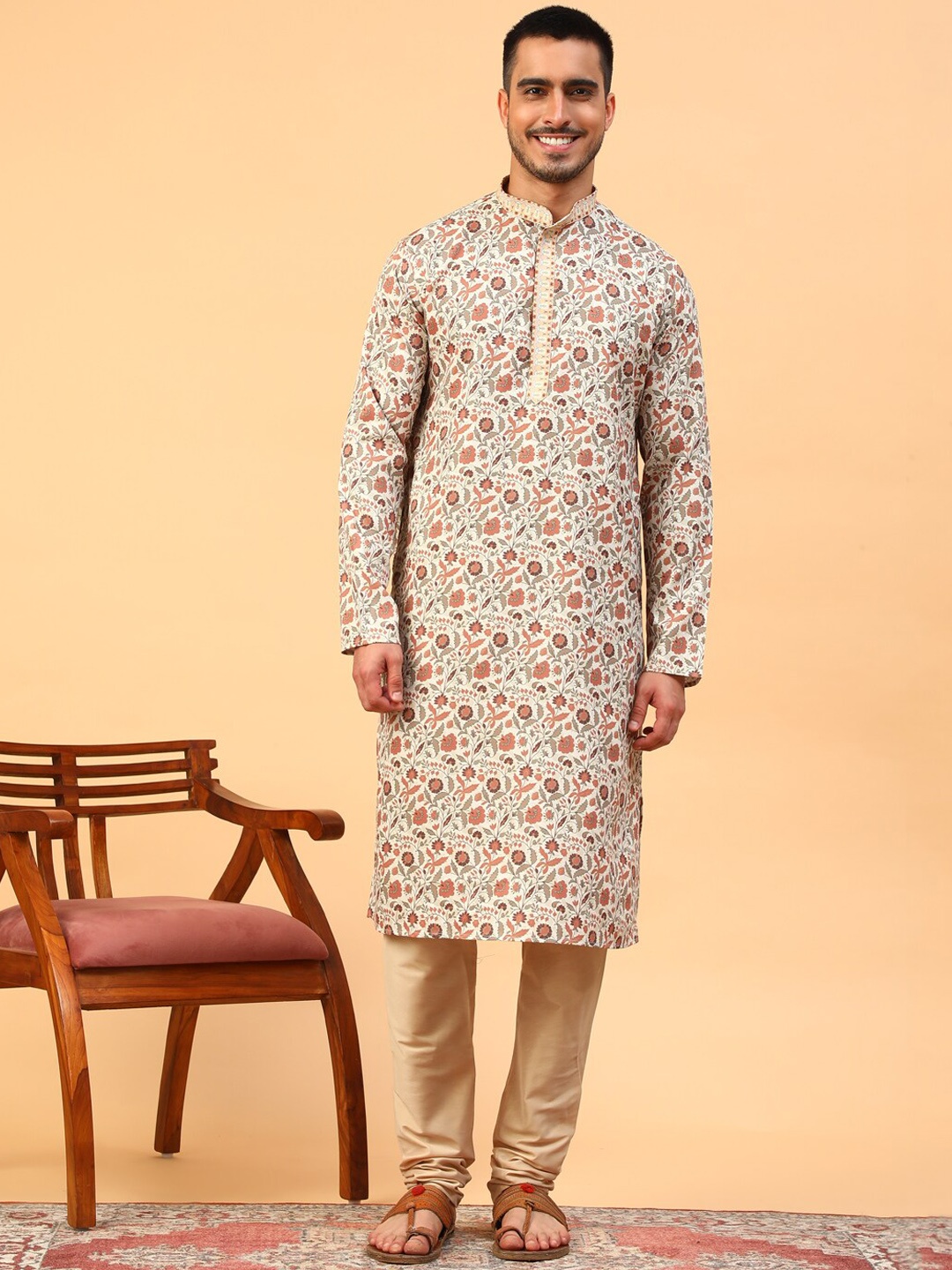 

TABARD Floral Printed Mandarin Collar Pure Cotton Kurta With Churidar, Beige