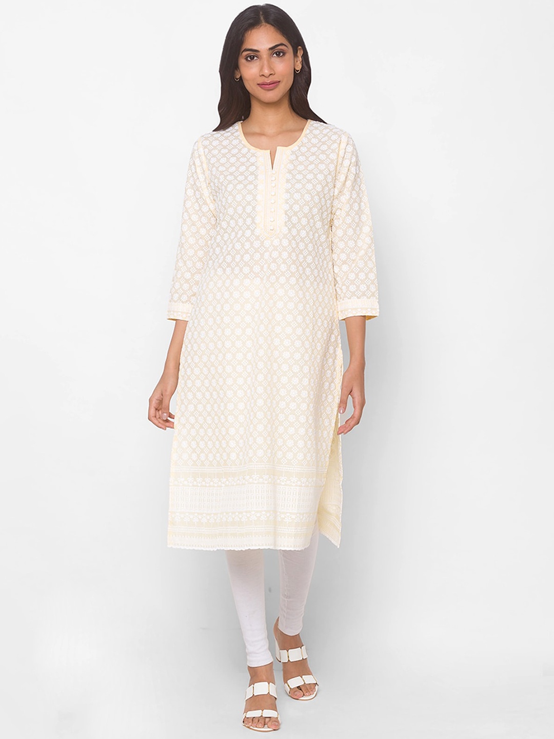 

ODETTE Ethnic Motifs Embroidered Notched Neck Straight Kurta, Yellow