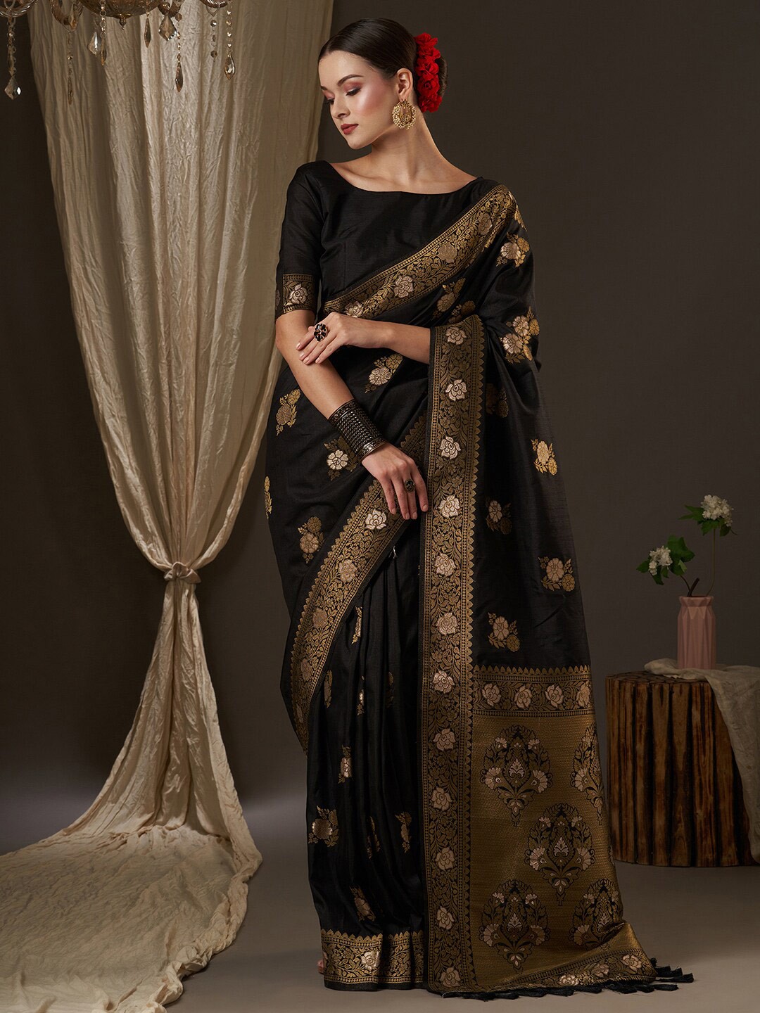 

Anouk Black & Gold-Toned Woven Design Zari Banarasi Saree