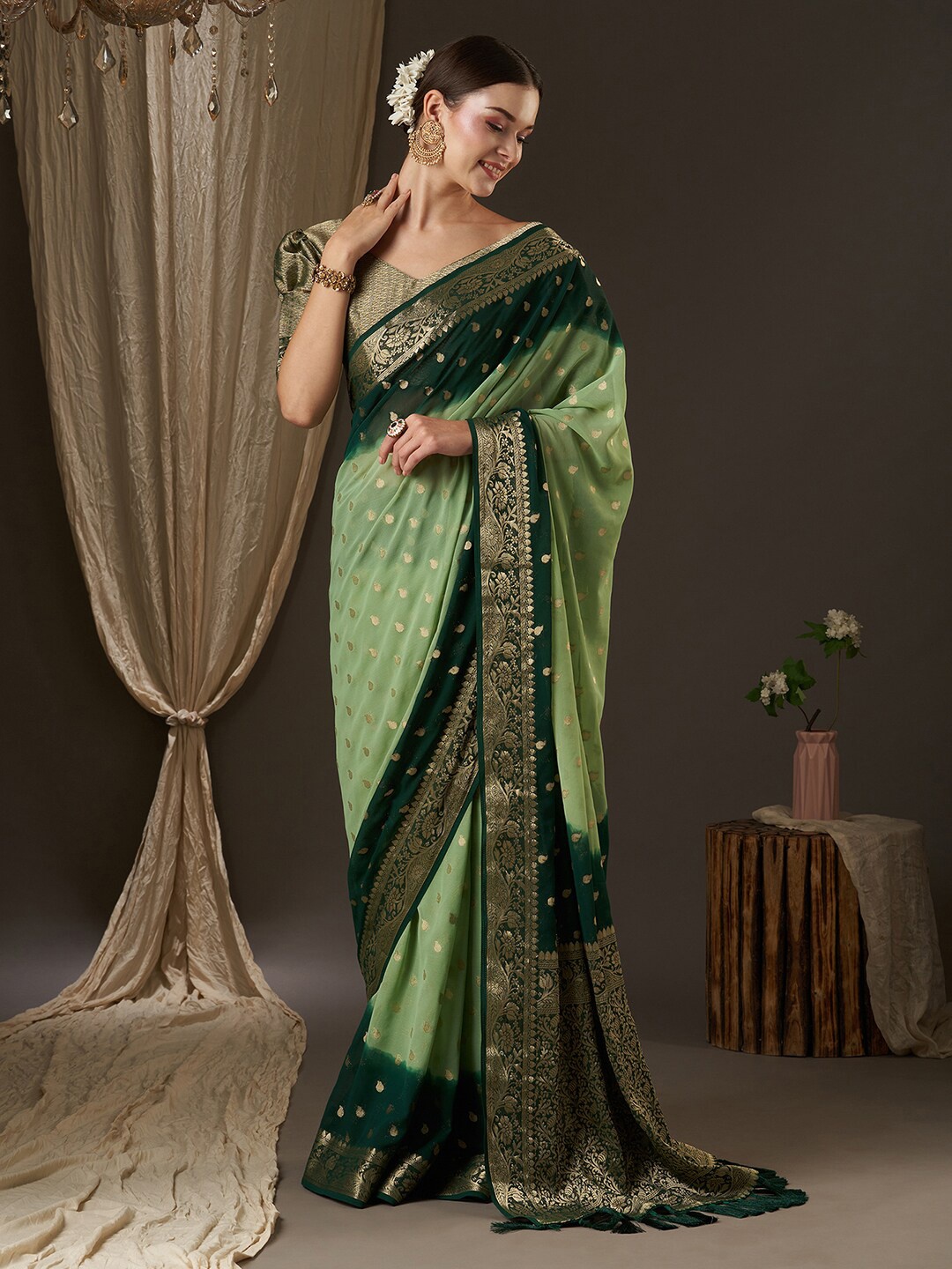 

Anouk Green & Gold-Toned Woven Design Zari Pure Georgette Kanjeevaram Saree