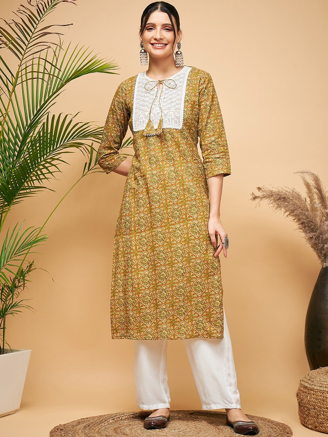 

InWeave Floral Printed Regular Pure Cotton Kurta With Trousers, Mustard