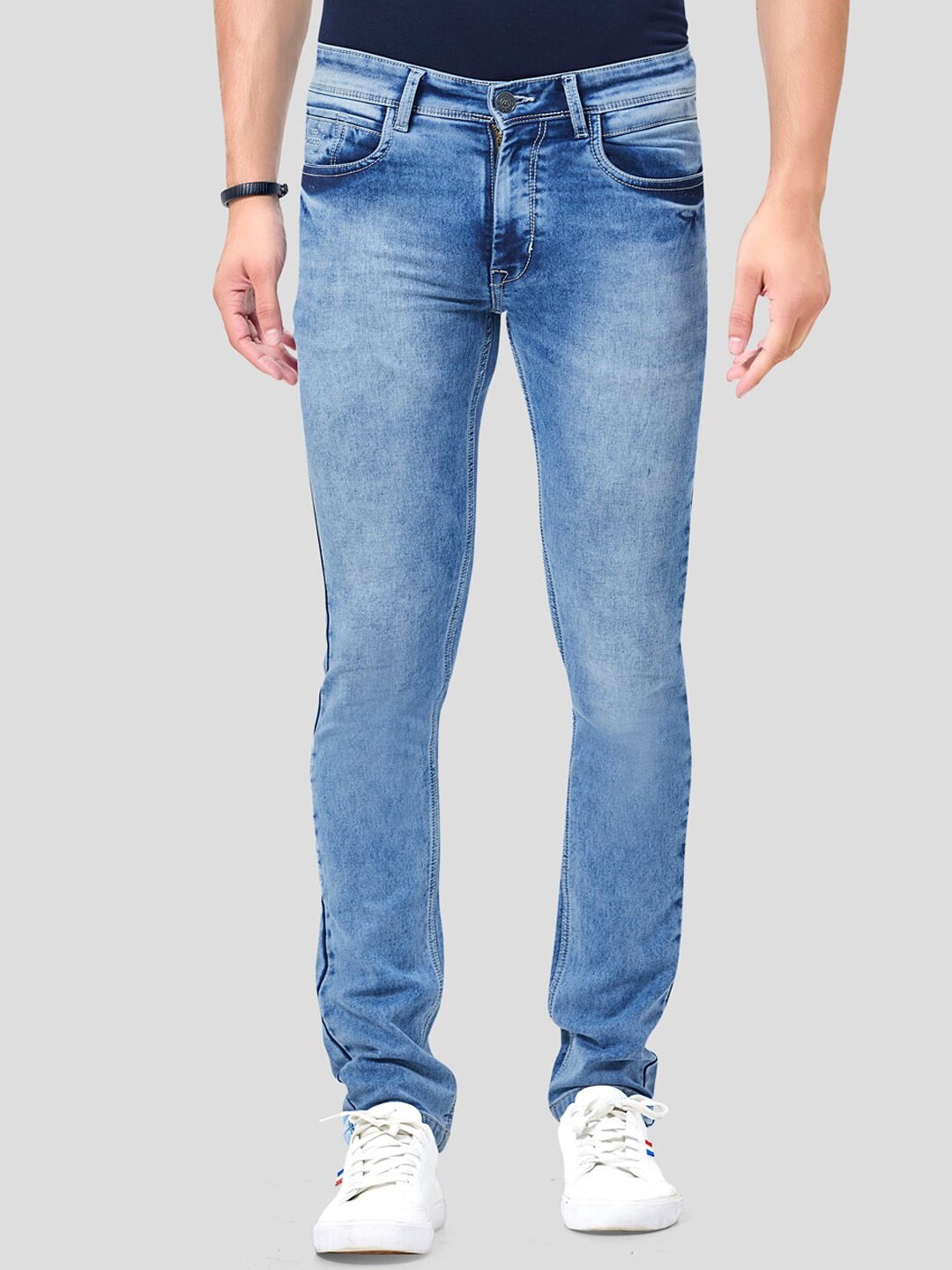 

MOZZO Men Lean Mid Rise Clean Look Whiskers and Chevrons Heavy Fade Slim Fit Jeans, Blue