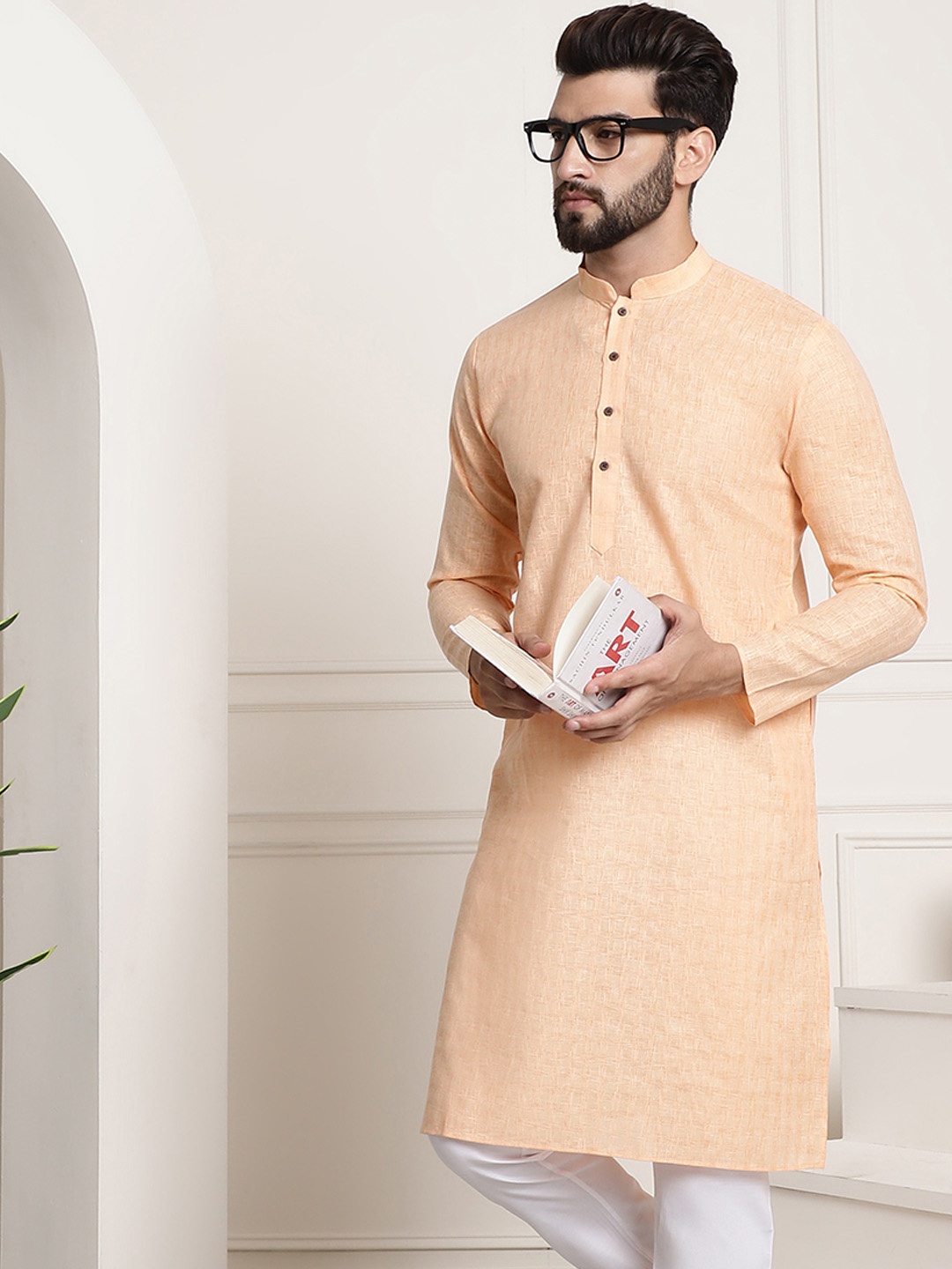 

SOJANYA Checked Mandarin Collar Long Sleeves Straight Kurta, Peach