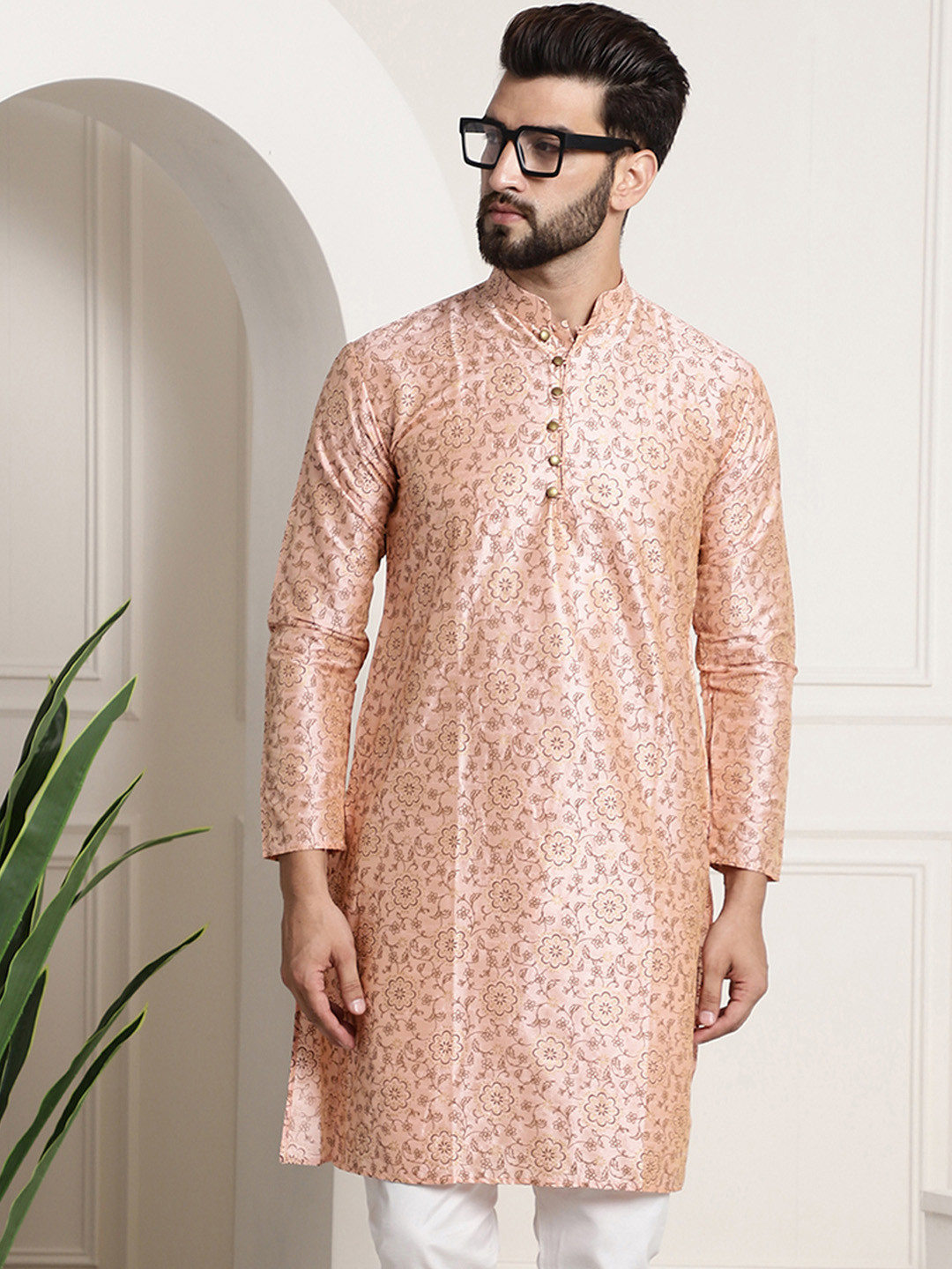 

SOJANYA Floral Printed Mandarin Collar Long Sleeves Straight Kurta, Peach