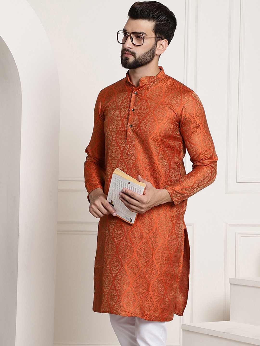 

SOJANYA Ethnic Motifs Woven Design Band Collar Straight Kurta, Orange