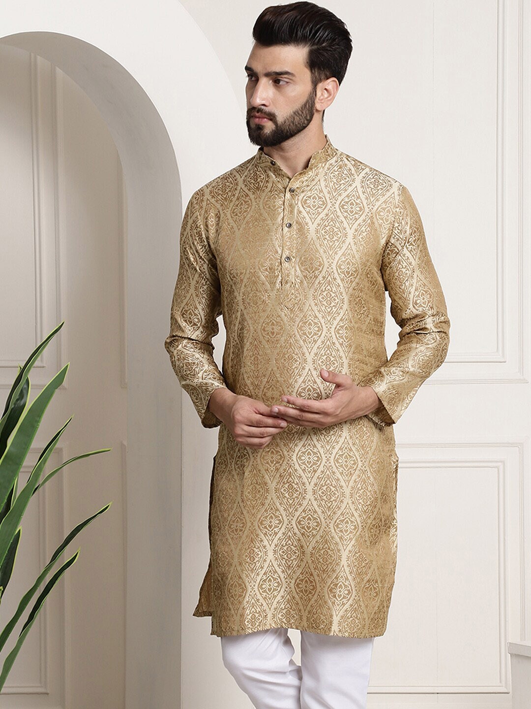 

SOJANYA Ethnic Motifs Woven Design Mandarin Collar Straight Kurta, Beige