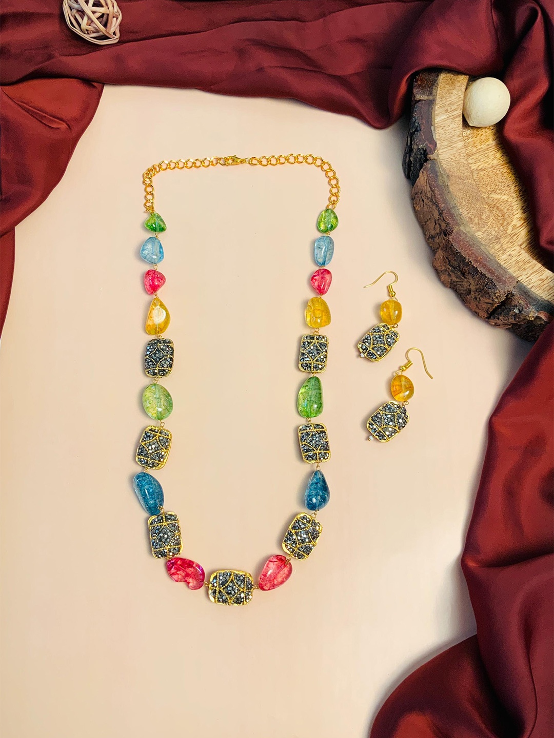 

ABDESIGNS Gold-Plated Sparkling Jaipuri Beads Necklace with Earrings