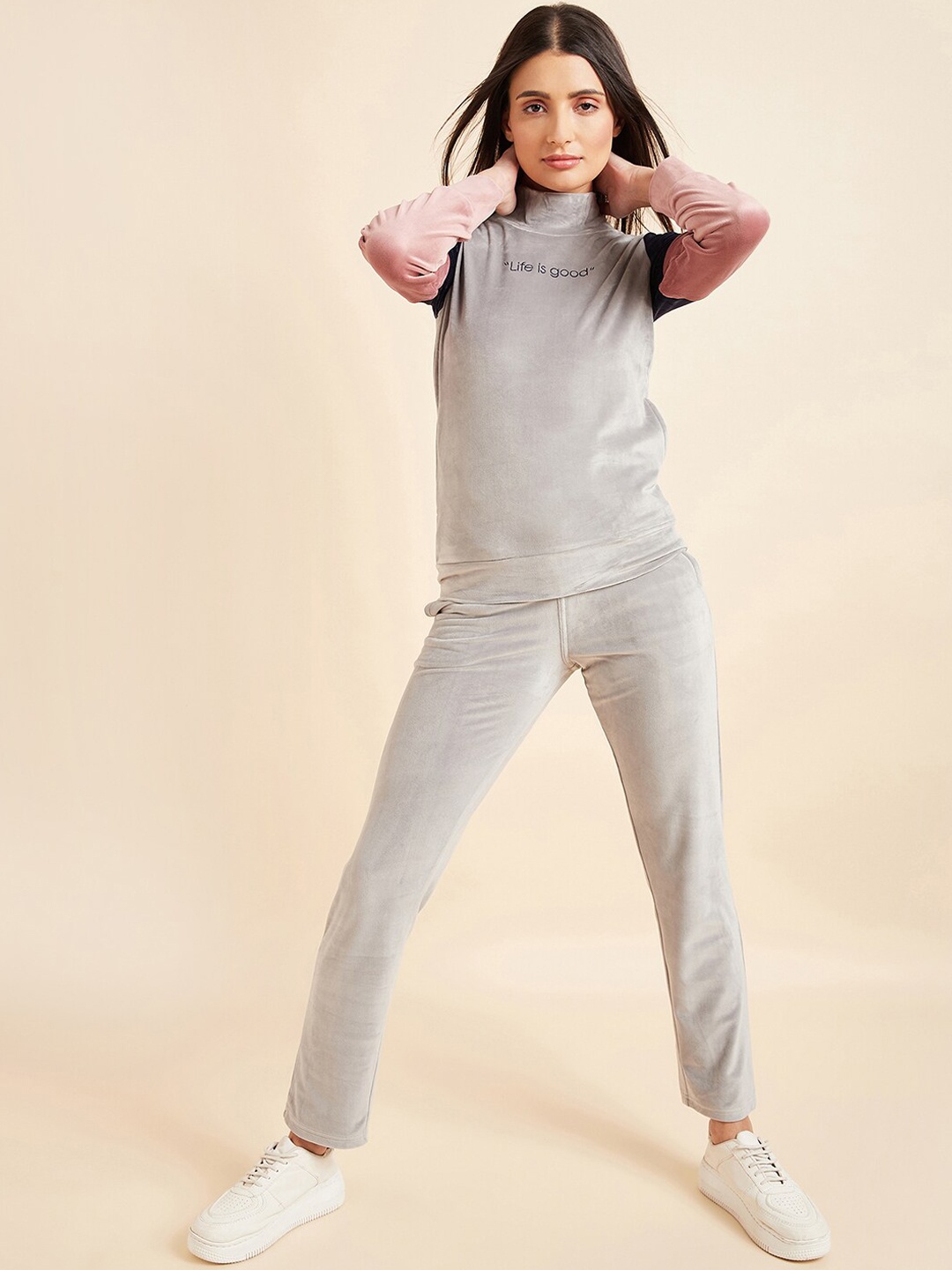 

Sweet Dreams Women Mid-Rise Tracksuit, Grey