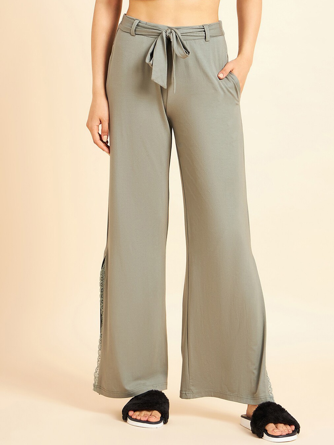 

Sweet Dreams Women Mid-Rise Straight Lounge Pants, Green