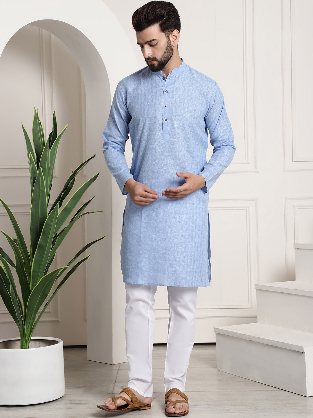 

SOJANYA Mandarin Collar Kurta With Churidar, Blue