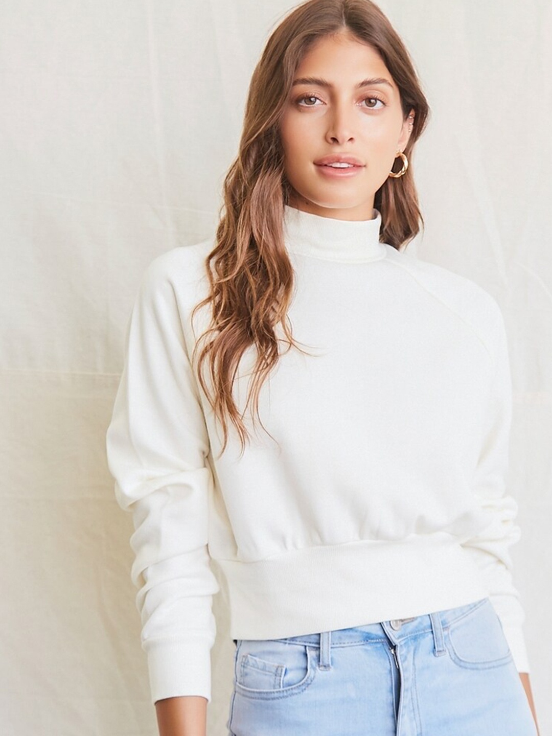 

FOREVER 21 High Neck Long Sleeves Crop Sweatshirt, White