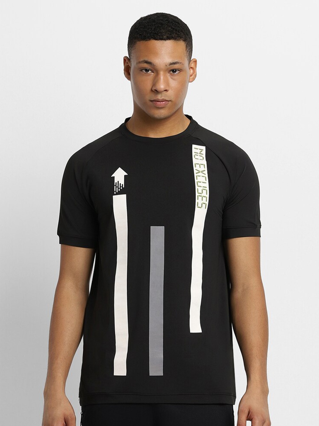 

FOREVER 21 Typography Printed Sport T-shirt, Black