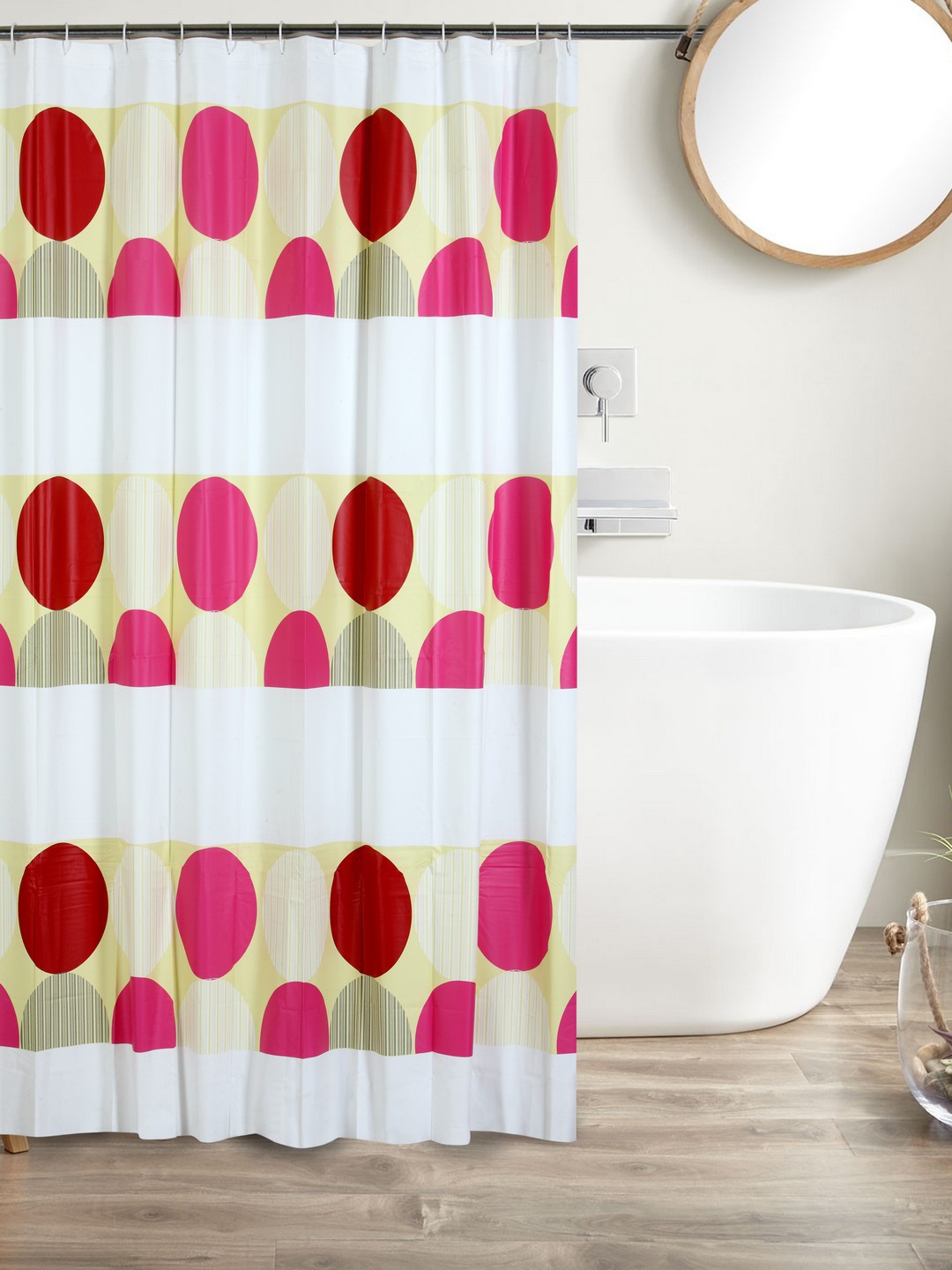 

Cortina White & Red Printed Polyester Single Shower Curtain