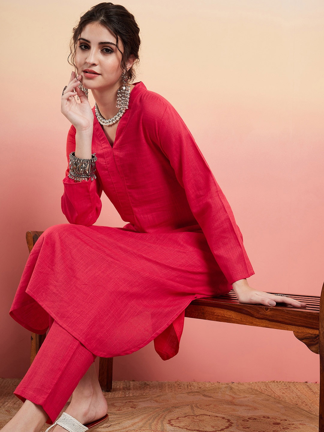 

Sangria Pure Cotton V-Neck Pathani Kurta With Trousers, Red