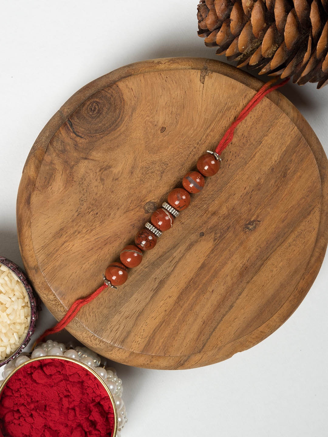 

SHOOLIN Beaded Thread Rakhi, Red