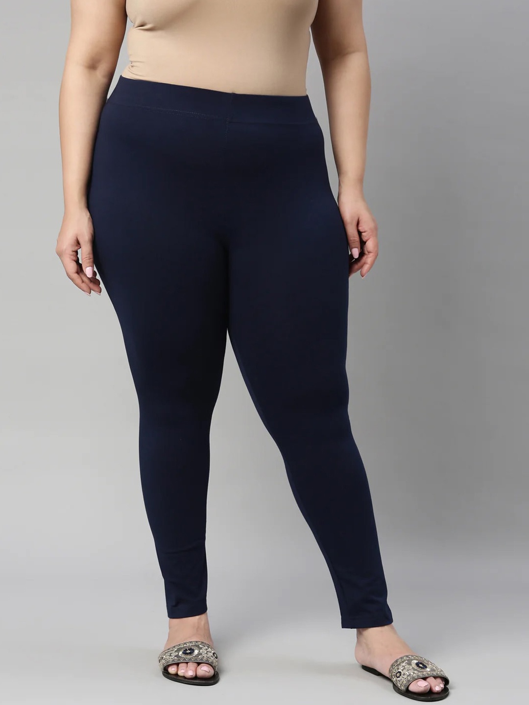 

SANADO Plus Size Ankle Length Leggings, Navy blue