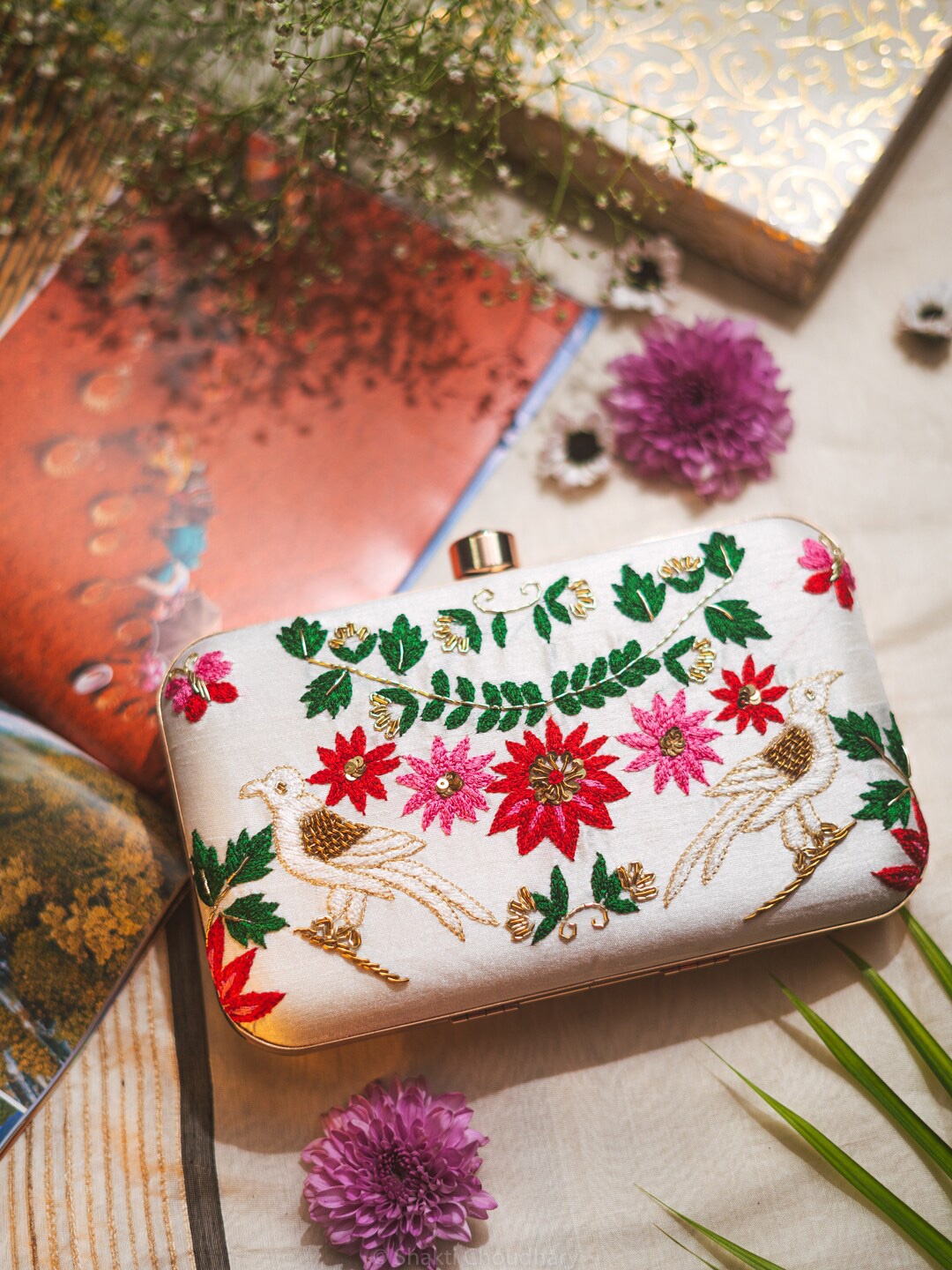

Anouk Embroidered Box Clutch, White
