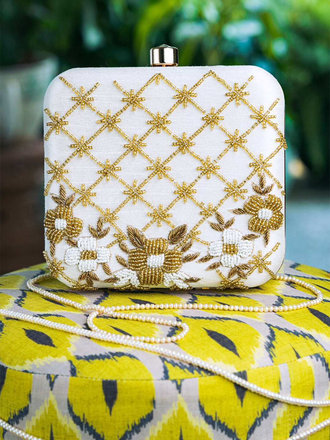 

Anouk Embroidered Box Clutch, White