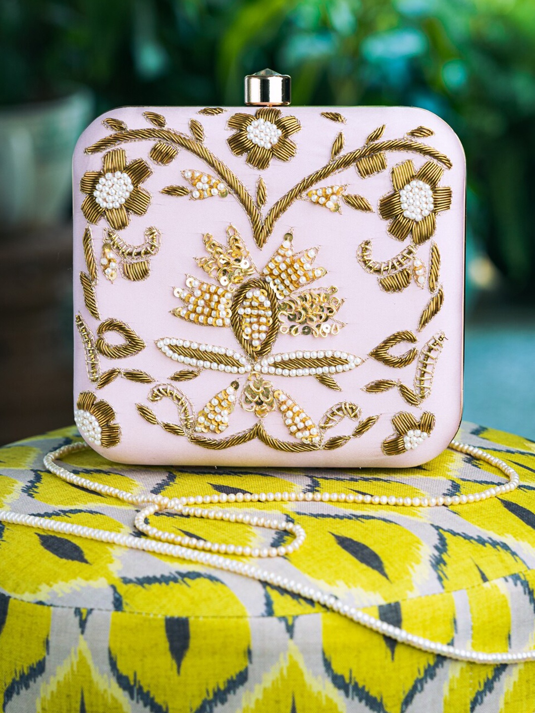 

Anouk Embroidered Box Clutch, White